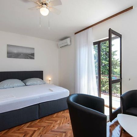 Apartments Ljiljana Orebic Bagian luar foto