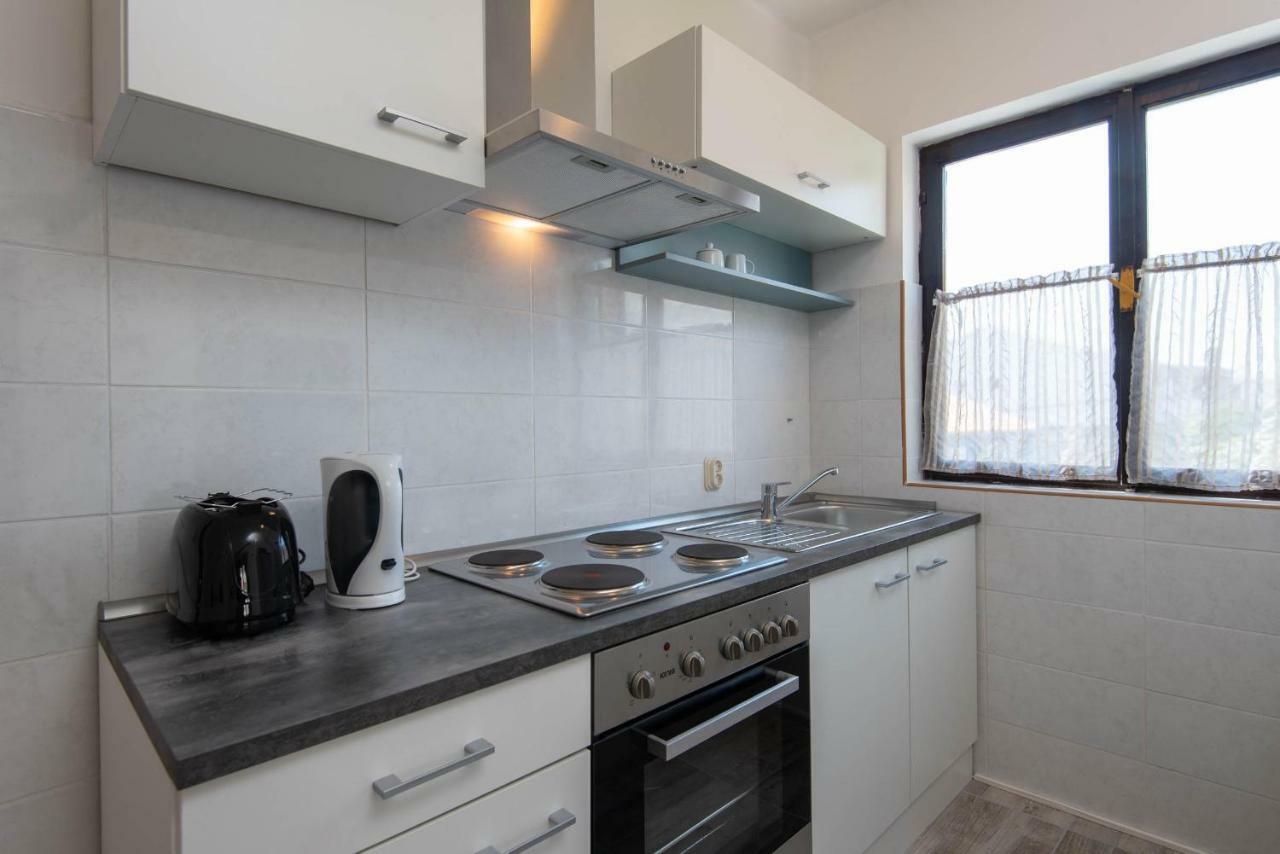Apartments Ljiljana Orebic Bagian luar foto
